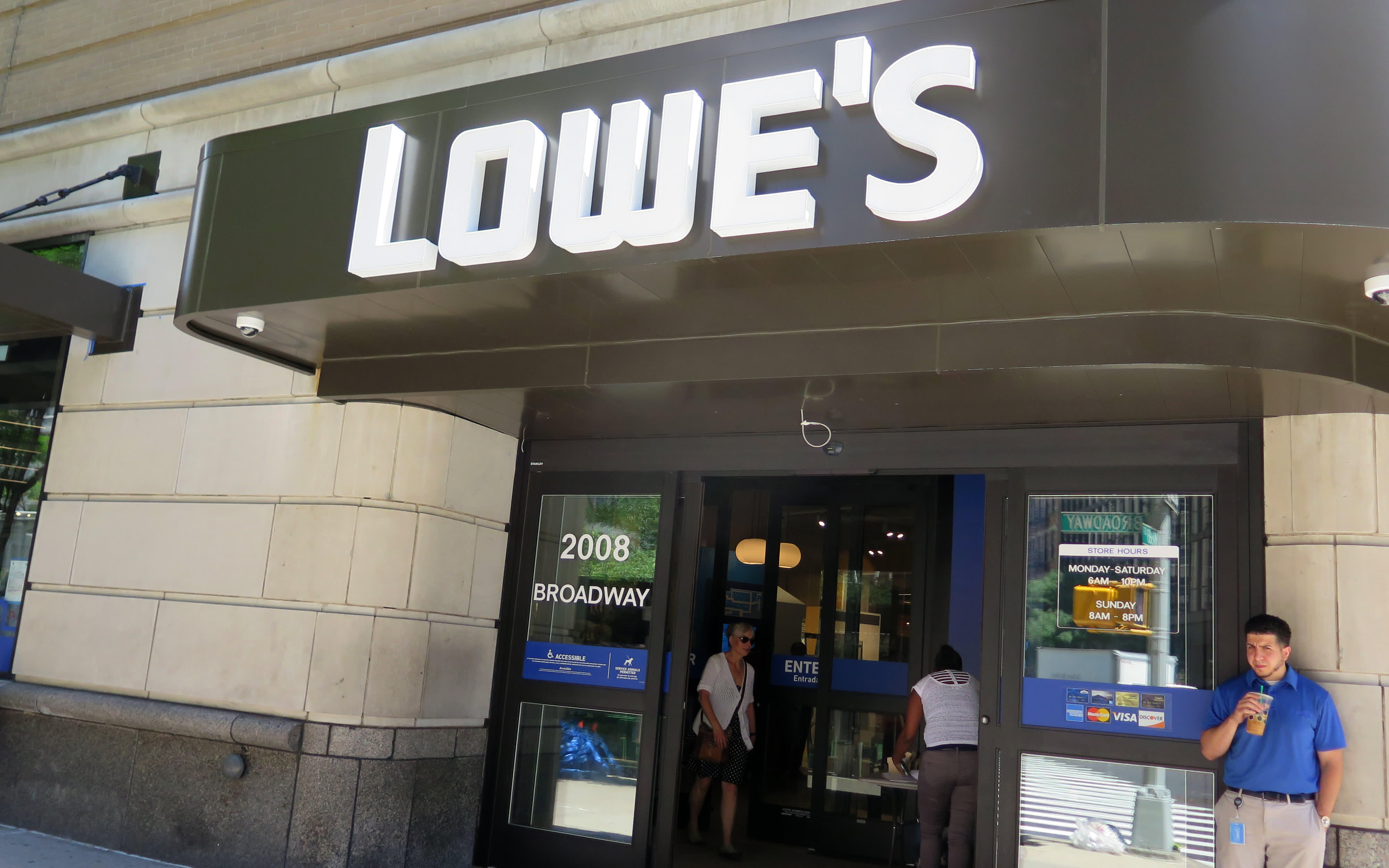 Lowe's opening two Manhattan stores