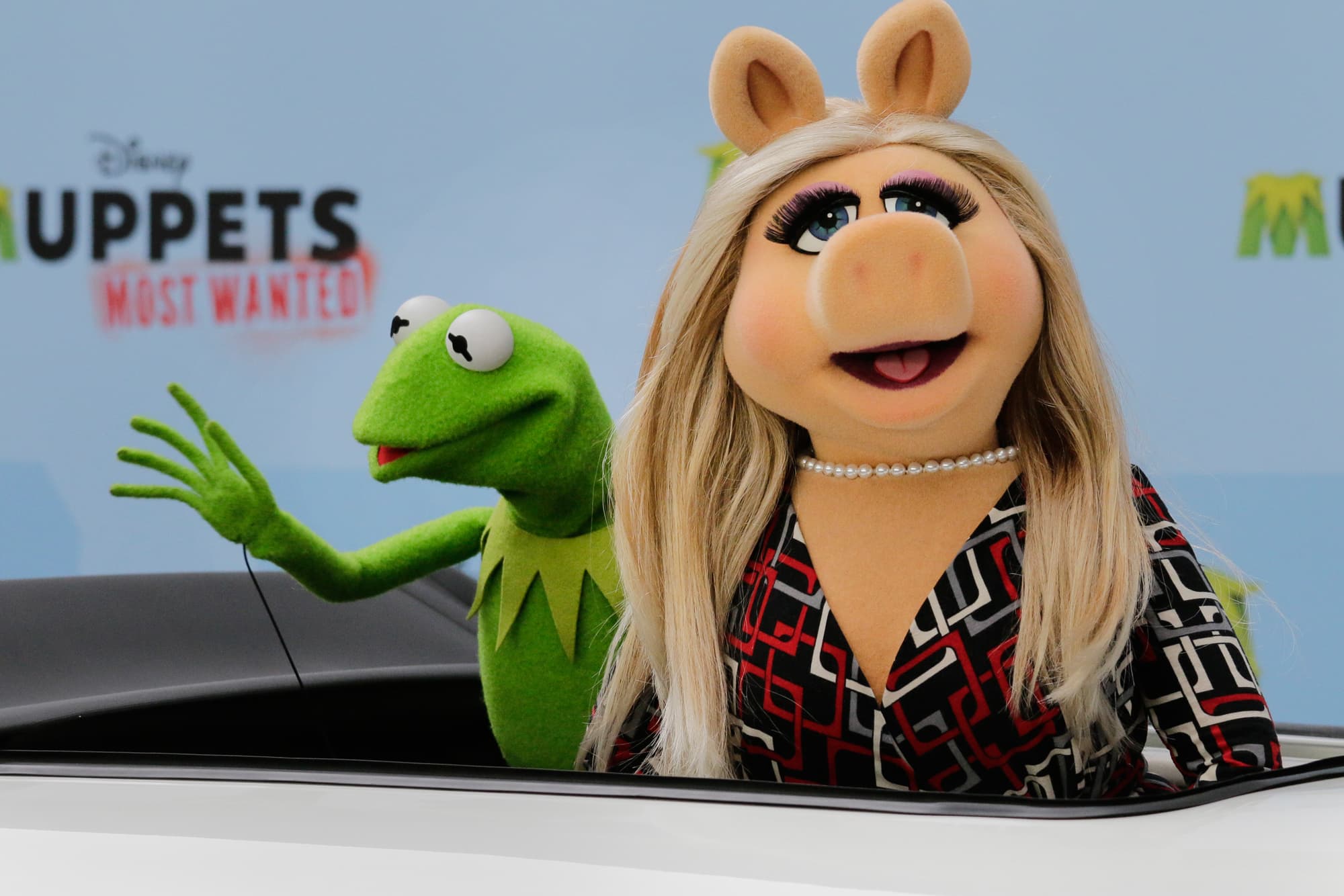 Kermit and Miss Piggy are the latest power couple to split