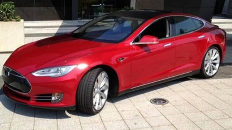 Tesla hits speed bump with guidance