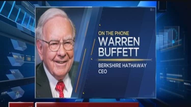 Media selloff not enticing: Warren Buffett