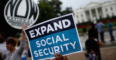 Democrats want to strengthen Social Security. What that means for benefits