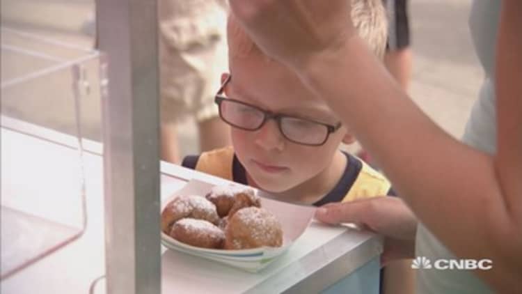 Fried food frenzy: A day at the Iowa State Fair