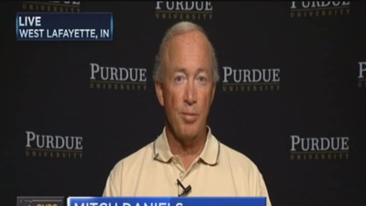 Solutions to student debt: Purdue Univ. president