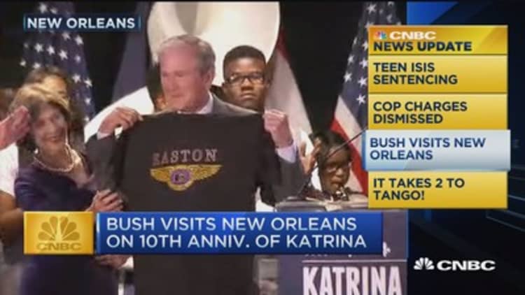 CNBC update: Bush visits New Orleans