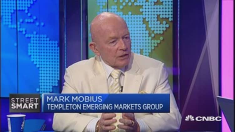 Fed should focus on inflation, not jobs: Mobius