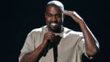 Kanye West accepts the Video Vanguard Award at the 2015 MTV Video Music Awards in Los Angeles, August 30, 2015.