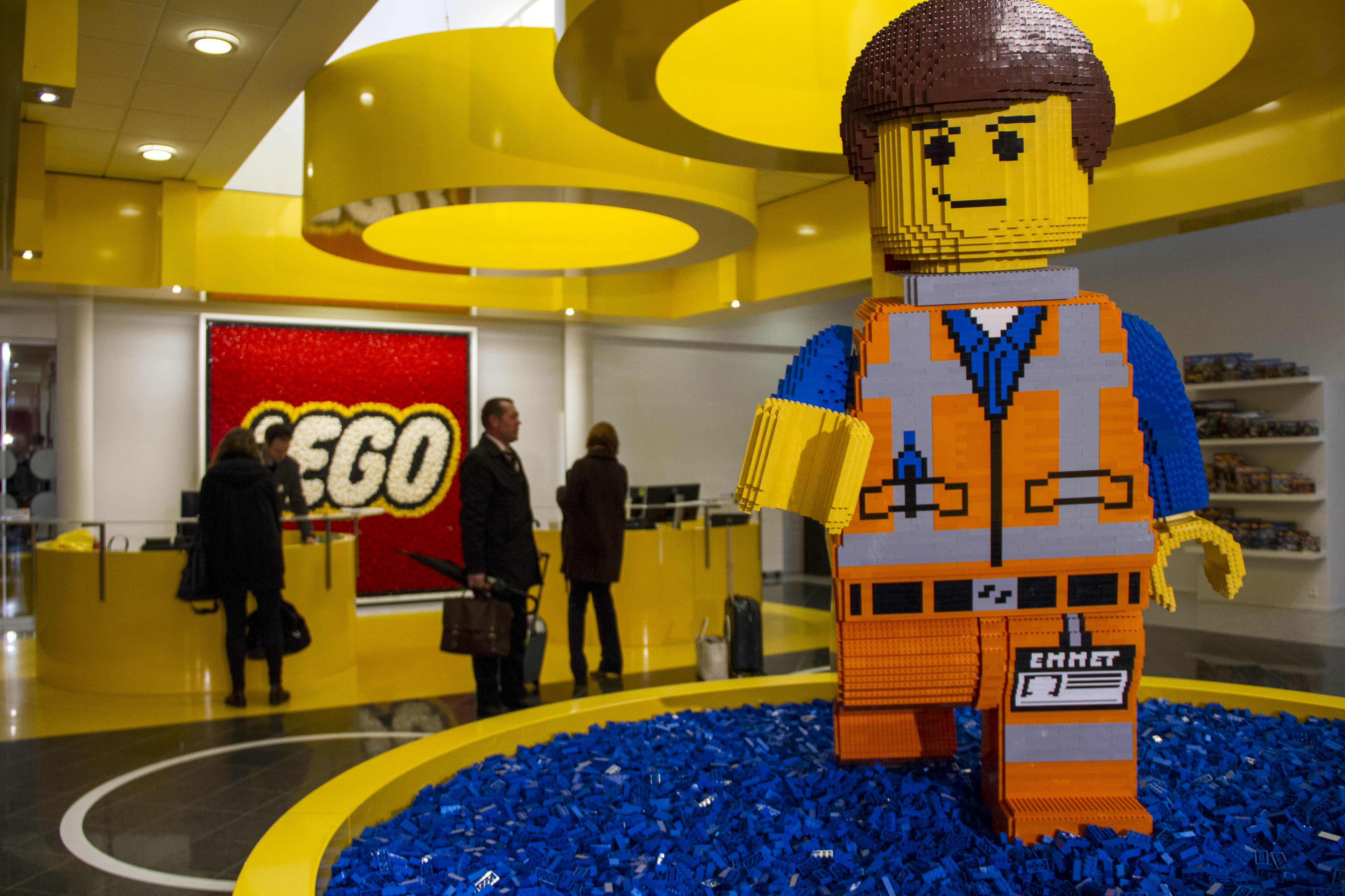 Lego global with malls hungry new stores