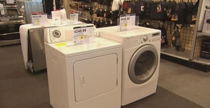 US commerce dept says durable goods dropped