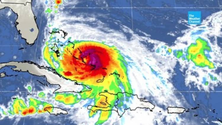 Hurricane Joaquin hits the Bahamas