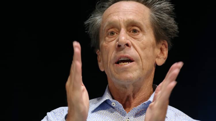Producer Brian Grazer weighs in on the streaming wars