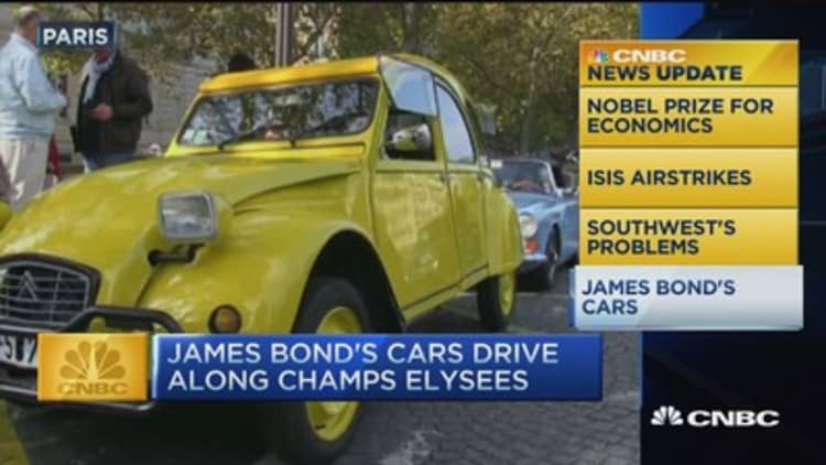 CNBC update: James Bond cars parade