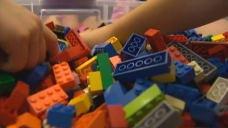 Lego to try the toy-to-life market
