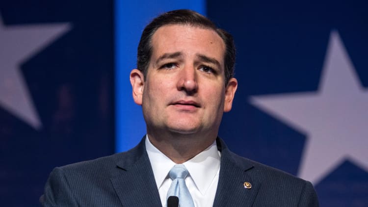 Ted Cruz gains ground ahead of 5th GOP debate