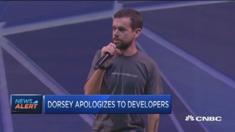 Dorsey apologizes to developers