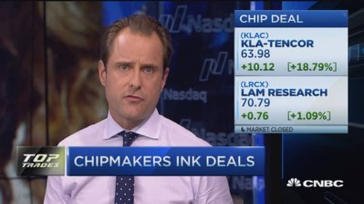 Top Trades: Chipmakers ink deals 