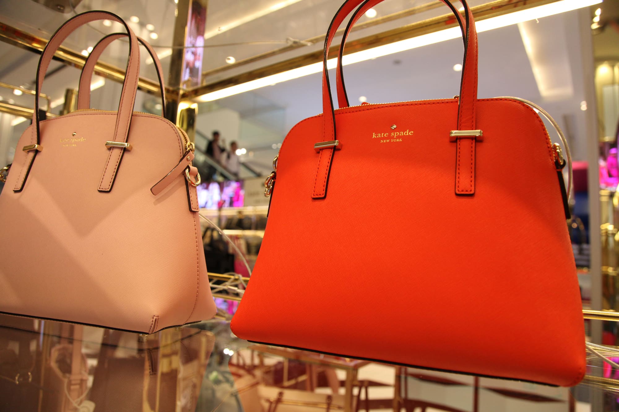 Kate Spade shares plunge 20 percent as growth abruptly slows