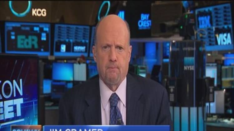 Cramer's stocks to watch: 'Weird' markets 