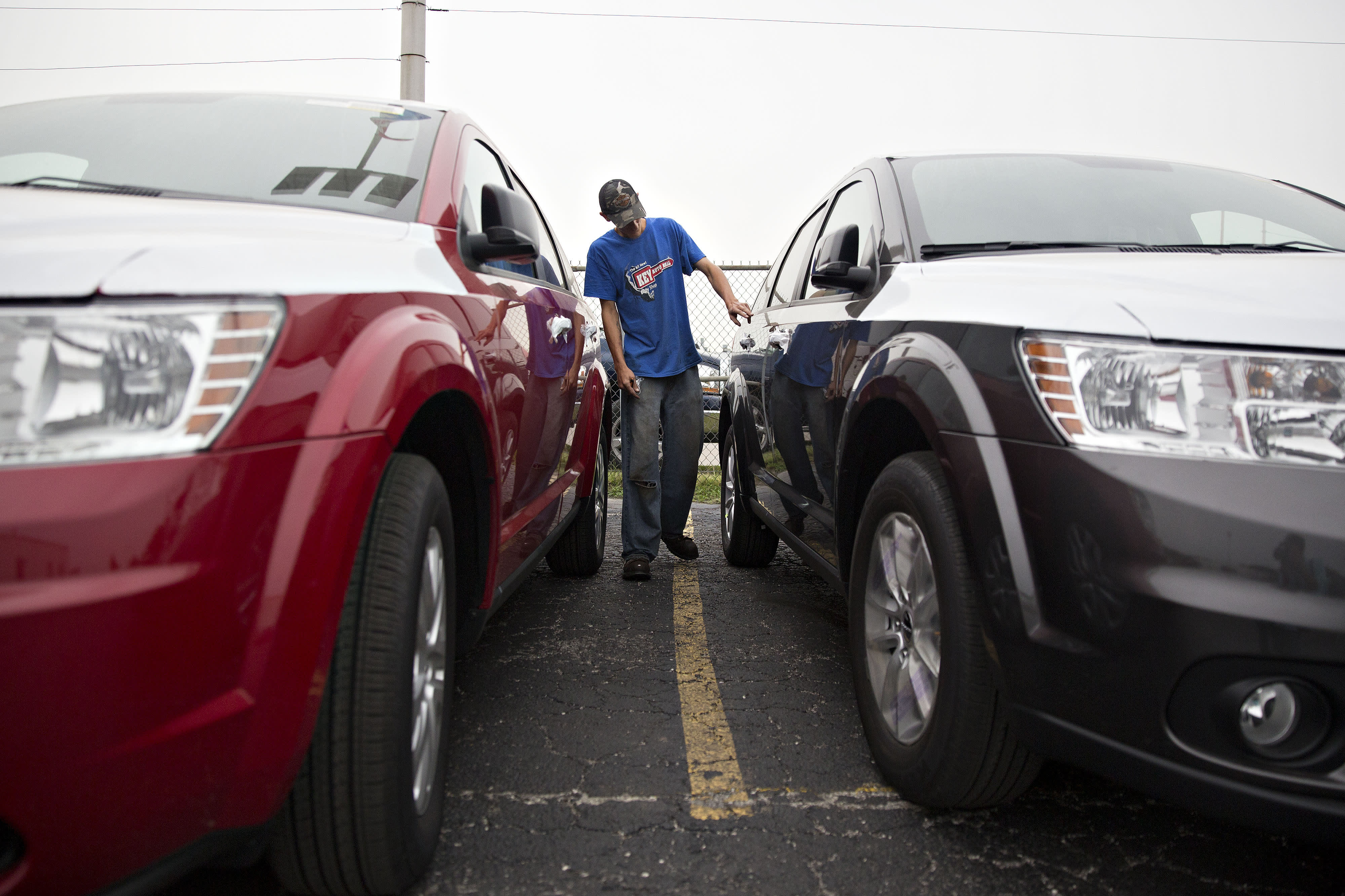 High prices, few discounts and low inventory await car shoppers