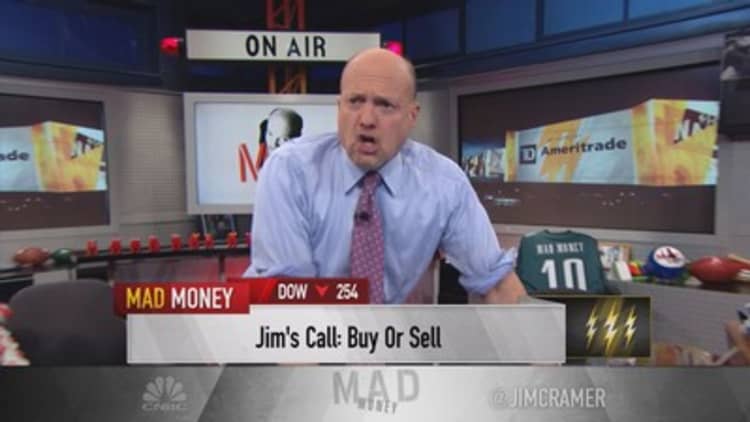 Cramer: I'm staying away from solar