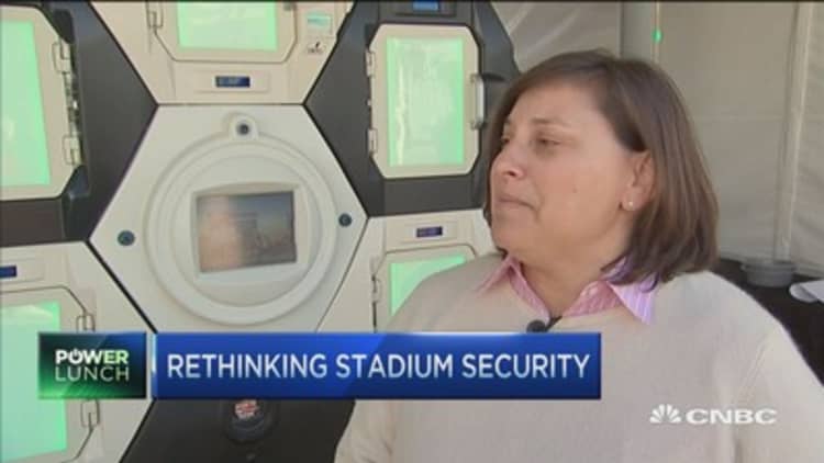 Super Bowl stadium tests new security system