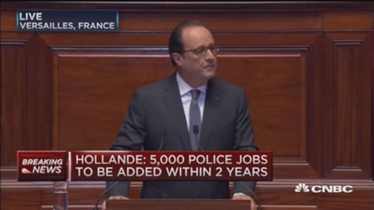French Pres. Hollande: Terrorists will not damage French soul