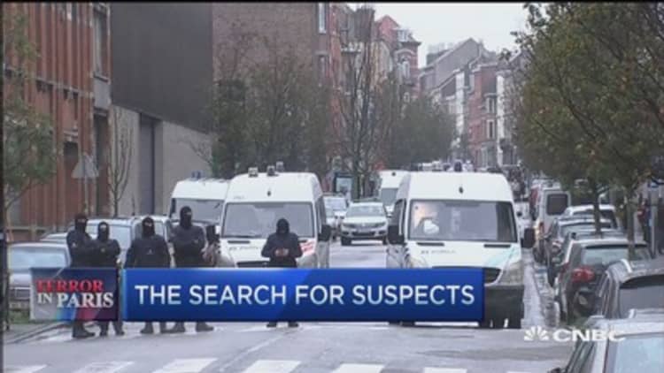 French manhunt continues