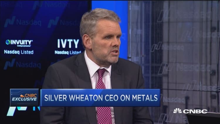 Gold and silver mines drowning: Silver Wheaton CEO