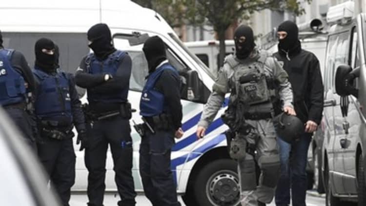 Raids in Brussels linked to Paris suicide bomber