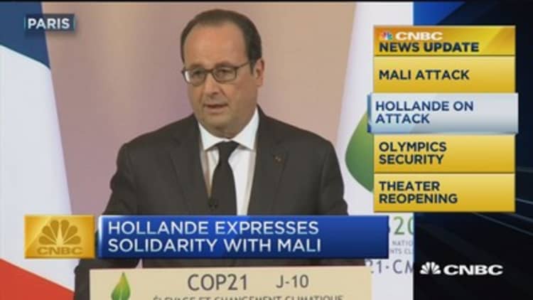 CNBC update: Hollande expresses solidarity with Mali