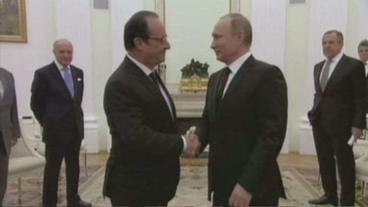 France and Russia exchange intelligence on Islamic State