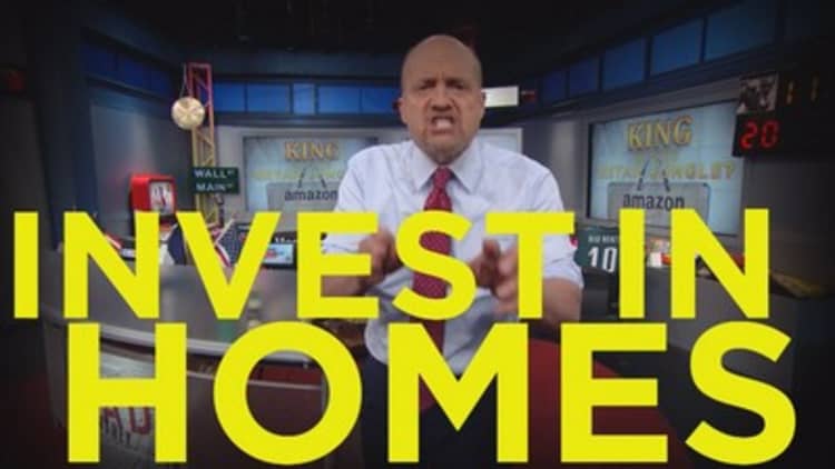 Cramer: 30 years later, this is still a buy