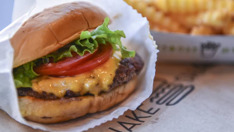Analyst: Why we cut our Shake Shack price target