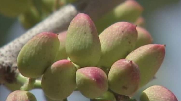 Thieves go nuts for nuts in California