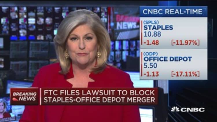FTC files lawsuit to block Staples-Office Depot merger
