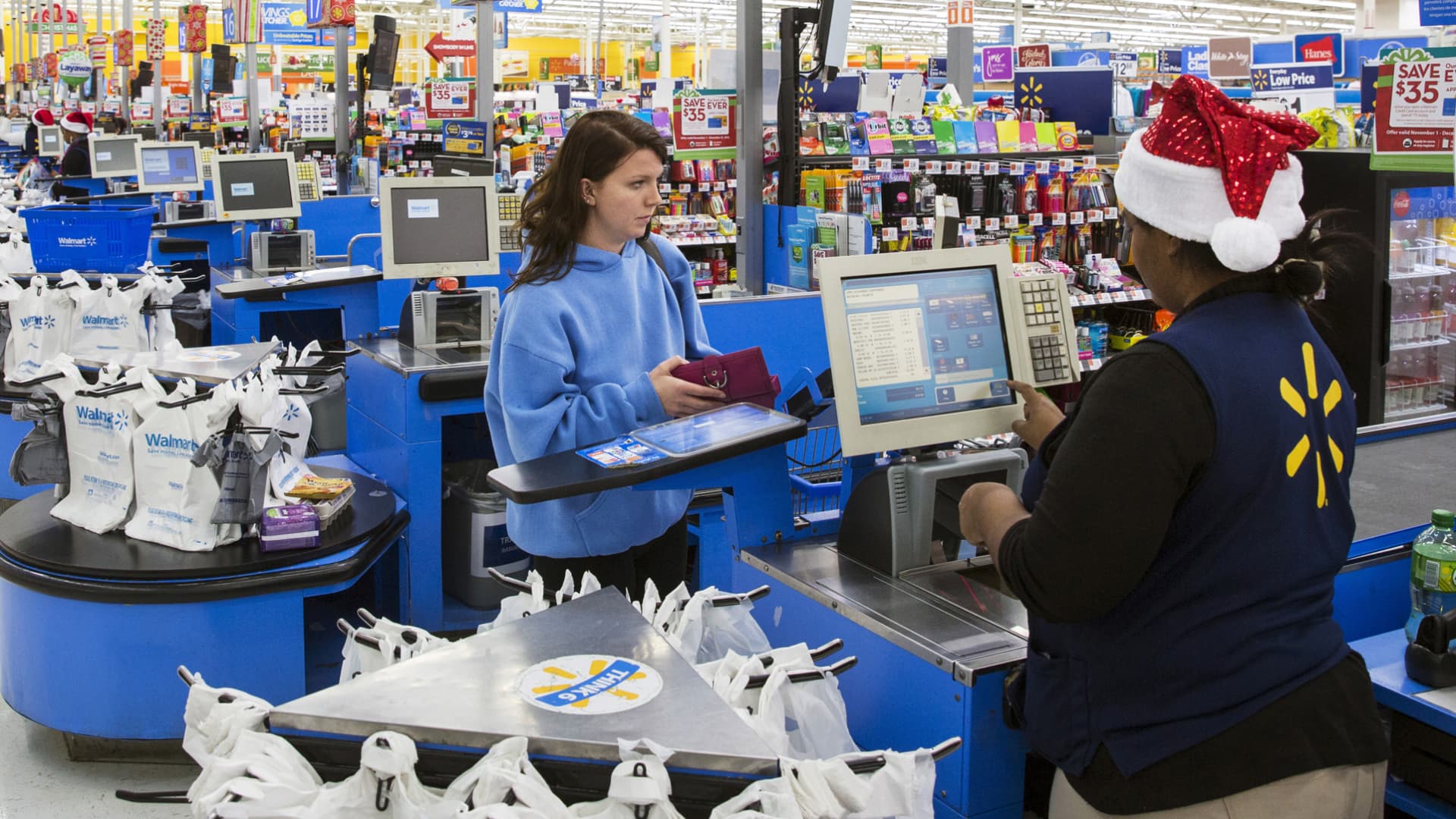 Walmart to make 67% of workers full-time by Jan. 31