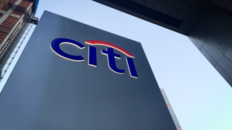 Citi beats Street's expectations on top and bottom line