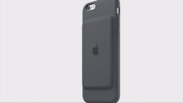 Apple unveils 25-hour iPhone battery case