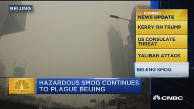CNBC update: Hazardous smog plagues Beijing