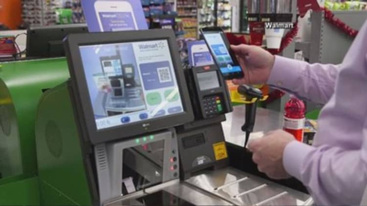 Walmart launches its own mobile pay service