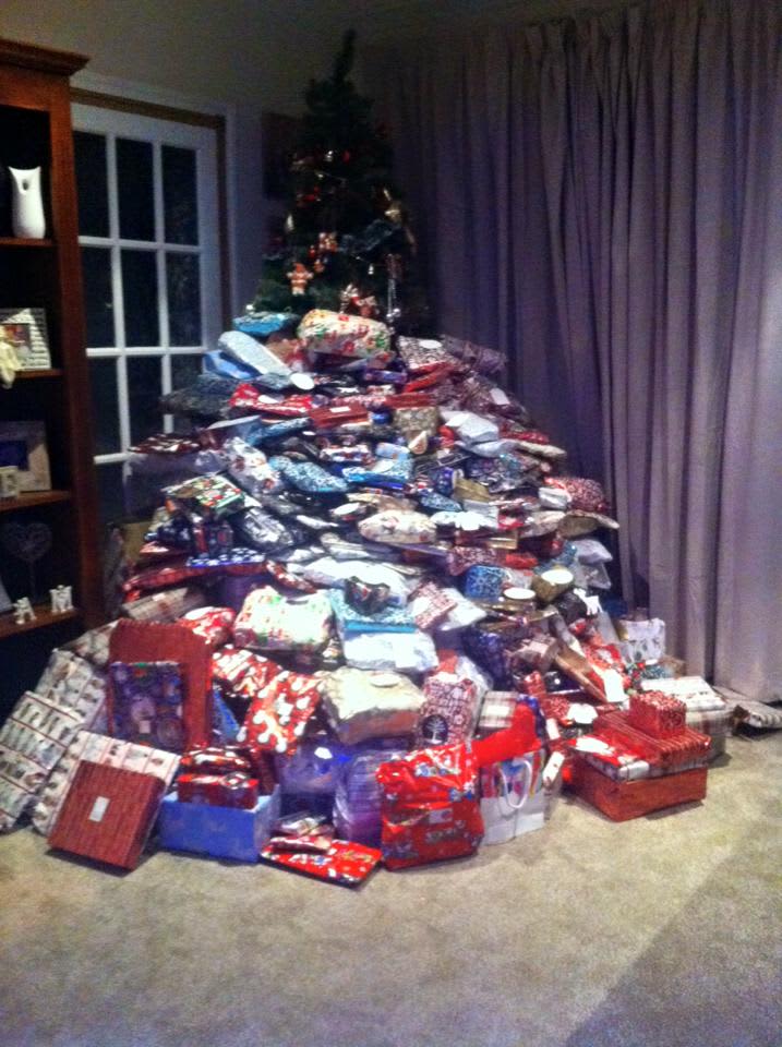 Mom Buys 300 Presents For Kids Gets Trolled