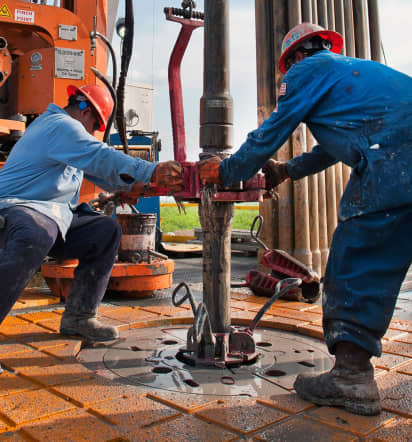 Energy analysts are getting worried about oil drillers' spending again