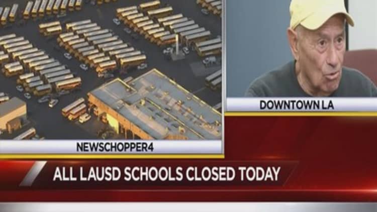 LA school district superintendent addresses closures