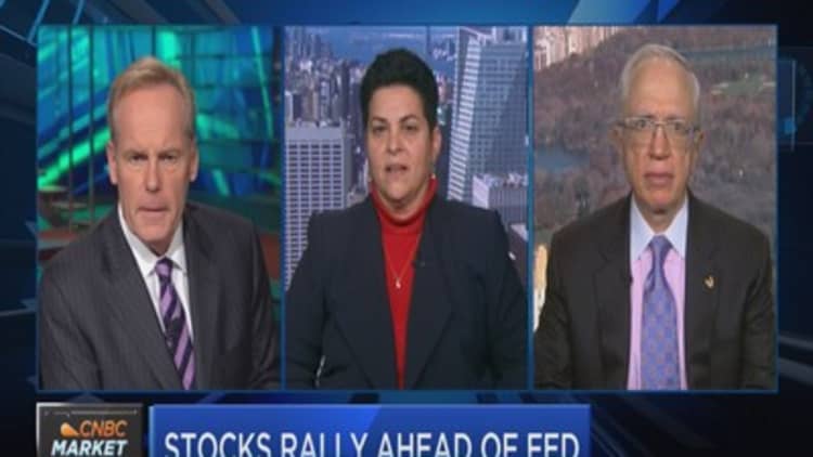 Stocks rally ahead of Fed