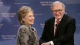 Democratic presidential candidate Hillary Clinton and Warren Buffett.