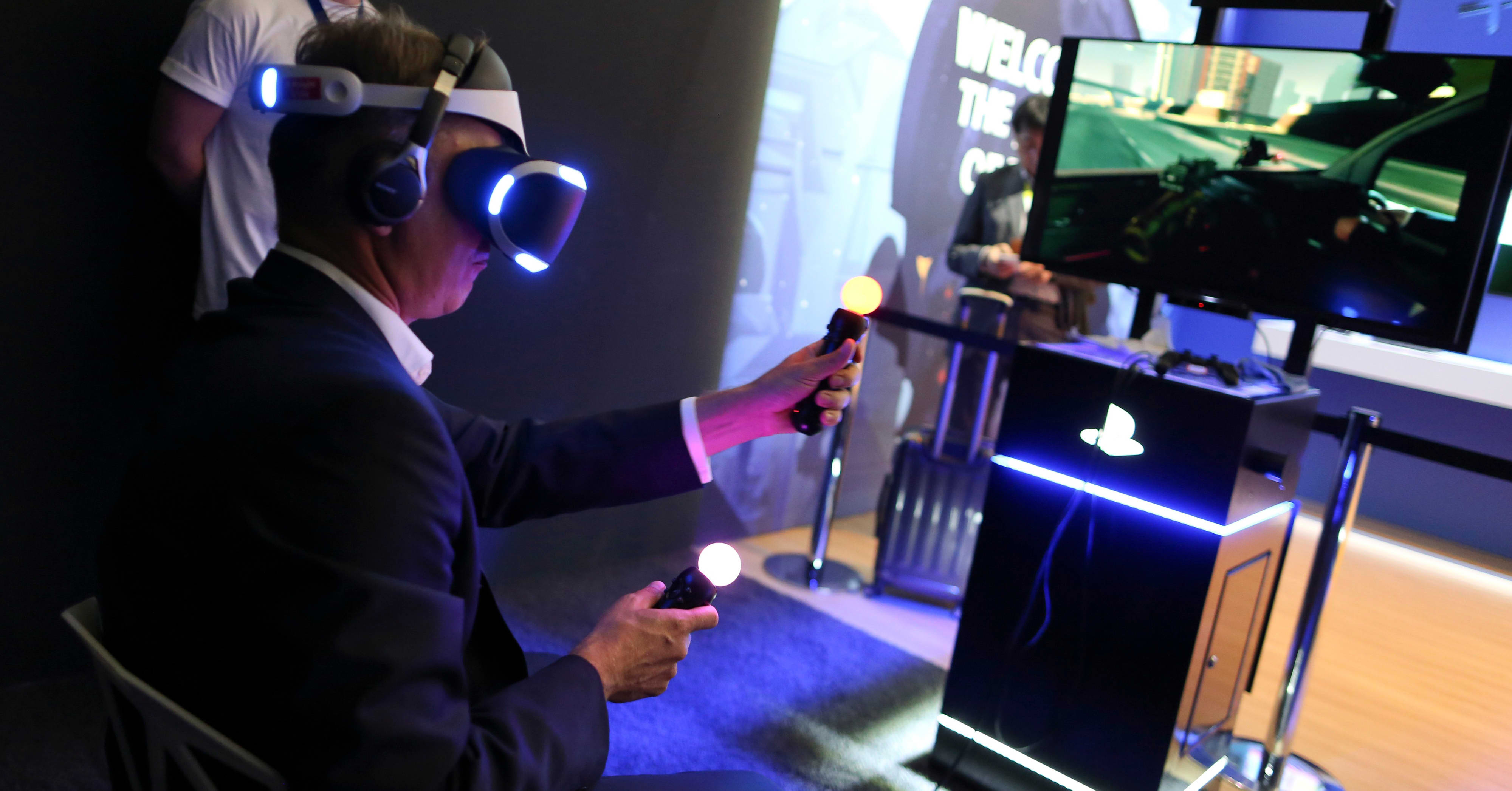 Virtual reality for gaming & beyond