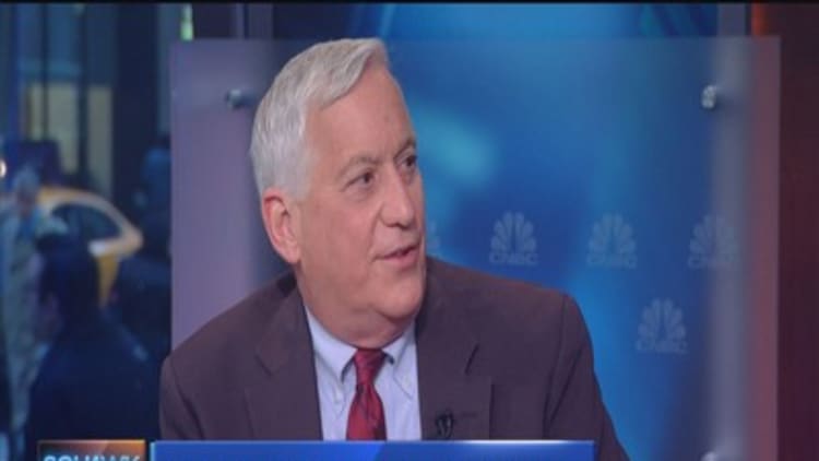Hollowing out the working class: Walter Isaacson