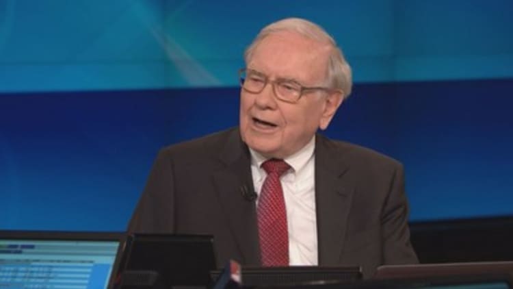 Warren Buffett faces worst year since 2009