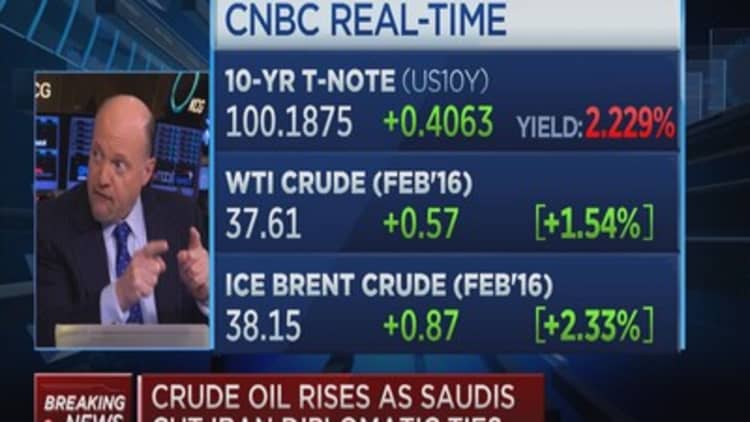Cramer: US markets will be tested hard today