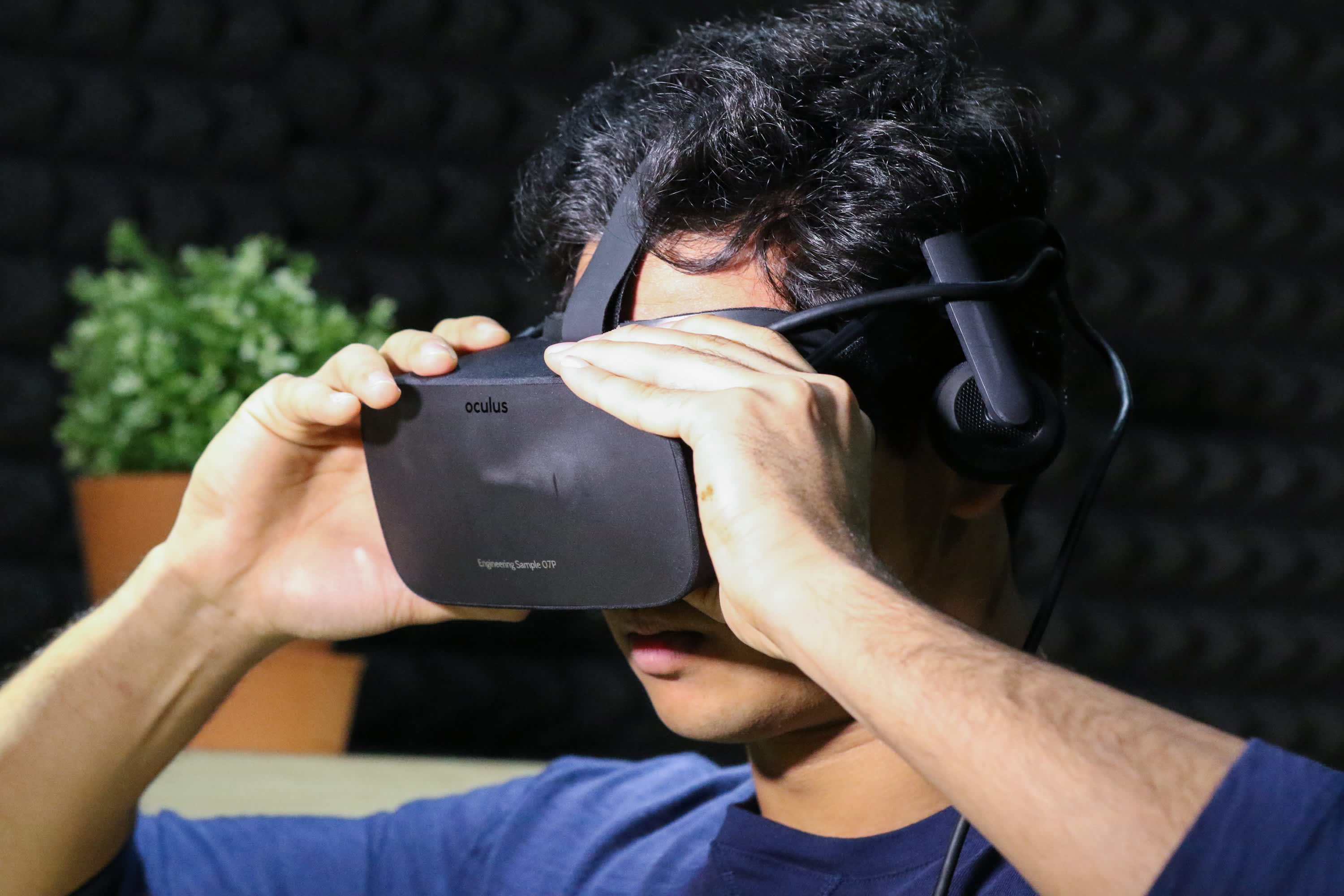 first oculus vr headset