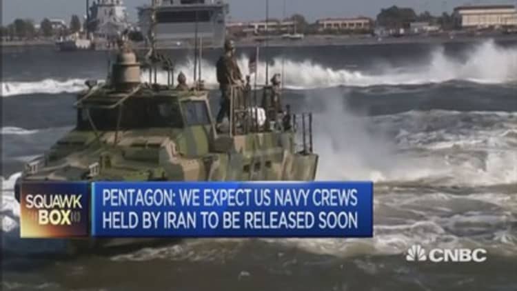 Iran expected to release two US navy crews